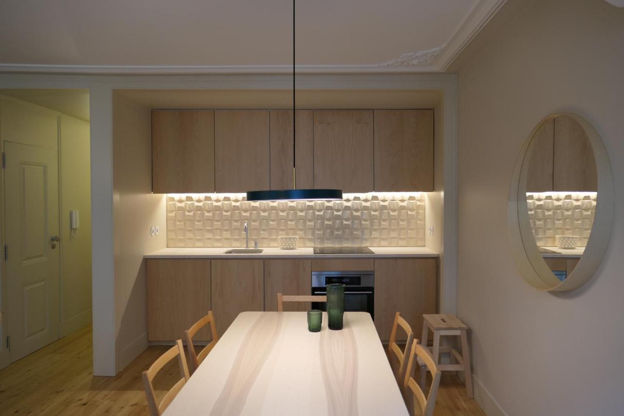Апартаменты Casas Na Portuguesa - Bica Chiado Лиссабон Экстерьер фото