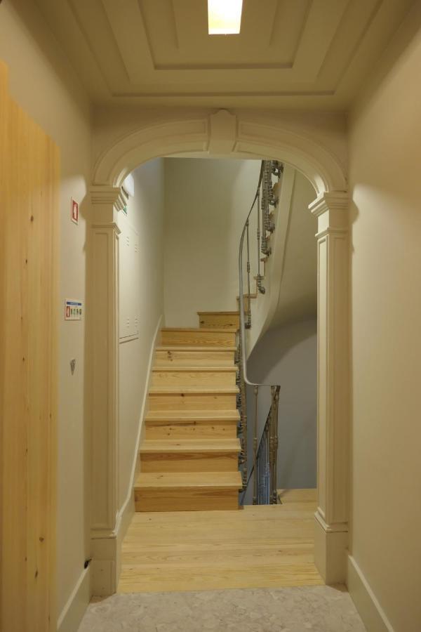 Апартаменты Casas Na Portuguesa - Bica Chiado Лиссабон Экстерьер фото