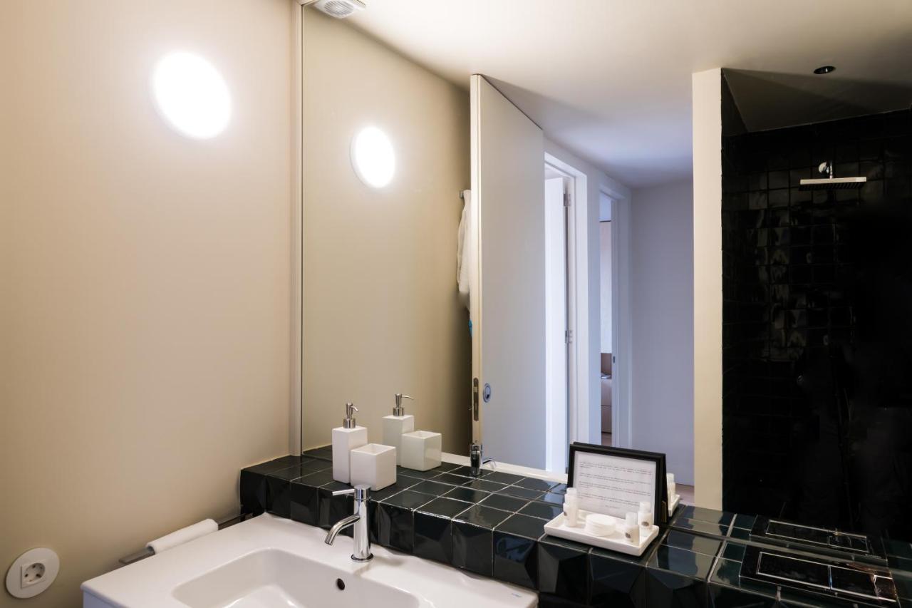 Апартаменты Casas Na Portuguesa - Bica Chiado Лиссабон Экстерьер фото