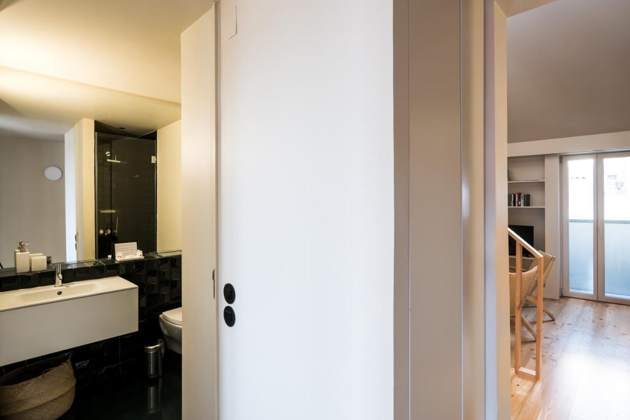 Апартаменты Casas Na Portuguesa - Bica Chiado Лиссабон Экстерьер фото